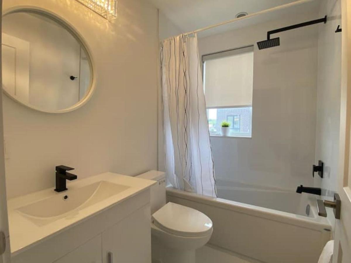 Stylish Townhome Gem With Several Amenities Just Minutes To The Falls Niagarawatervallen Buitenkant foto